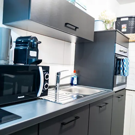 #611 Stilvolle Und Komfortable In Essen