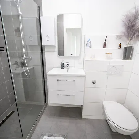 #611 Stilvolle Und Komfortable In Essen